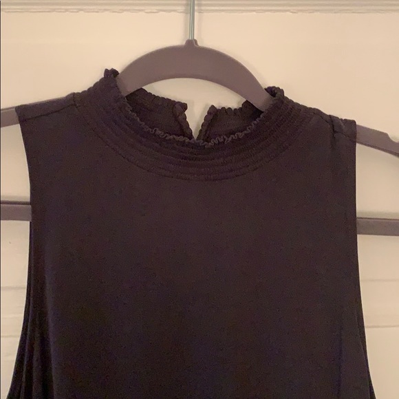 Dark gray High necked Loft Top - Picture 2 of 2